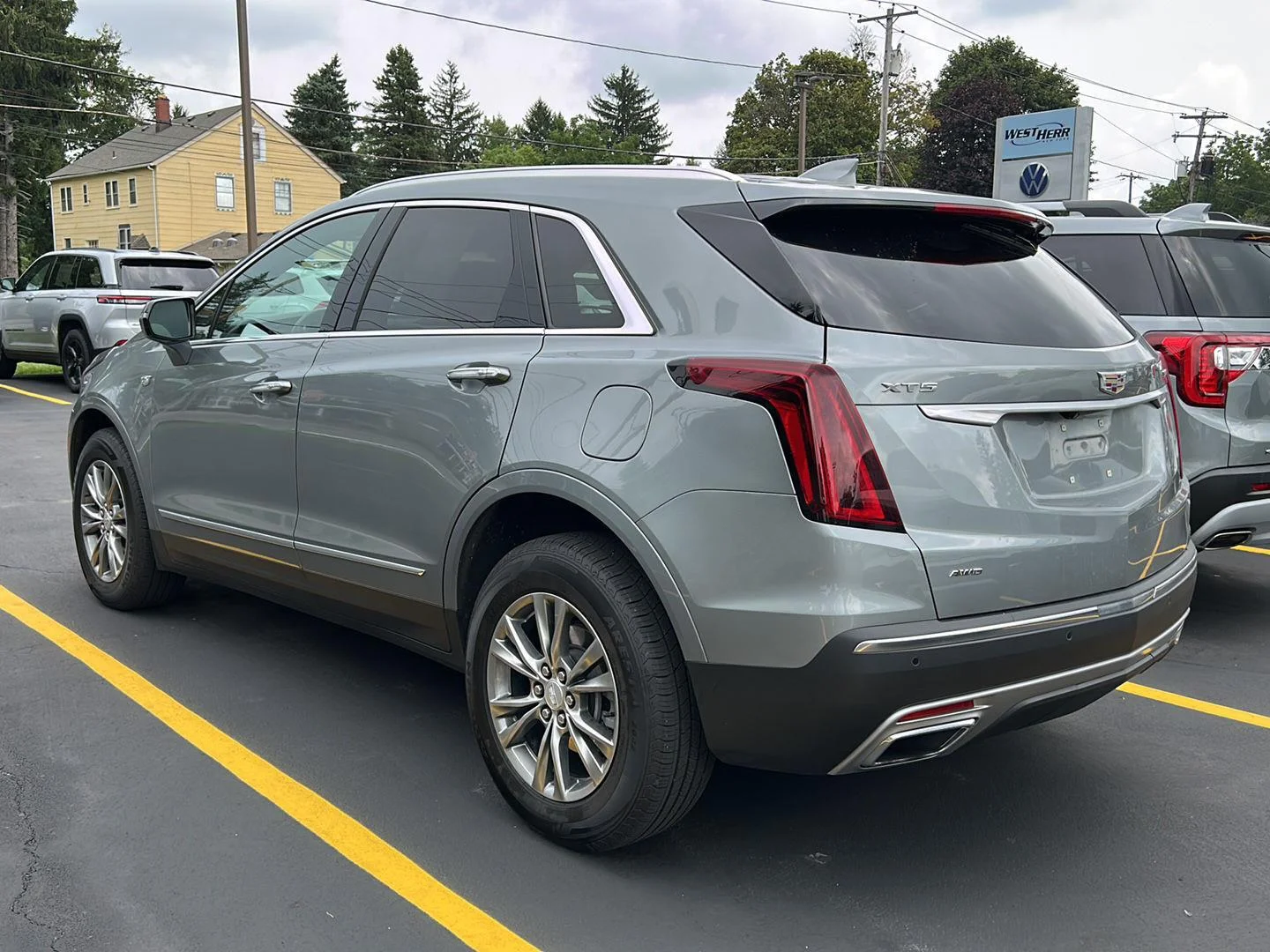 Used 2023 Argent Silver Metallic Cadillac AWD Premium Luxury image 5