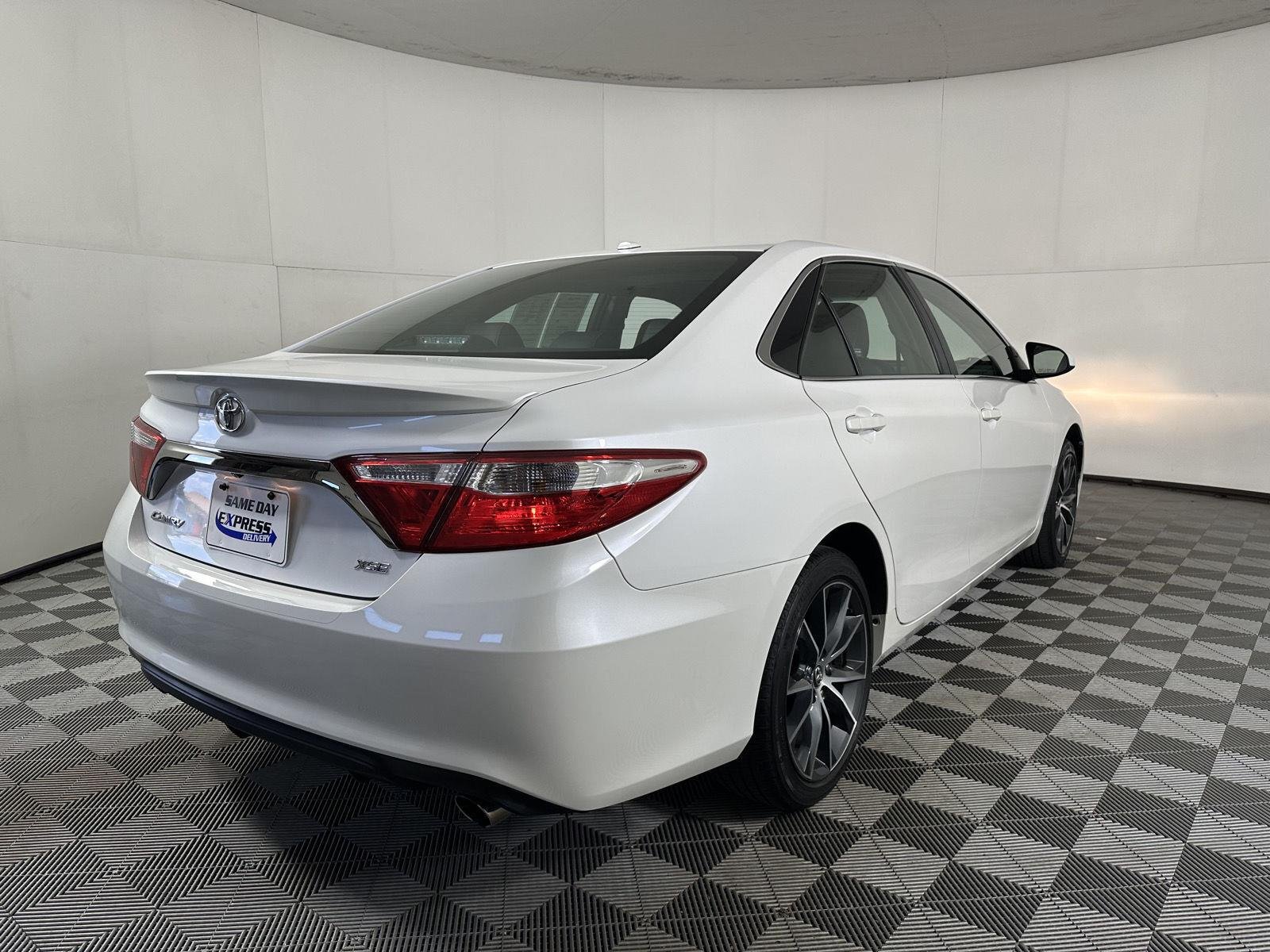 Used 2017 Blizzard Pearl Toyota XSE image 14