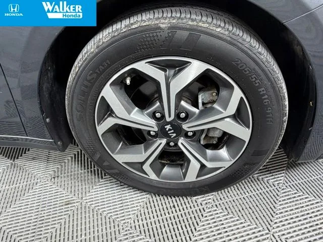 Used 2021 Gray Kia LXS image 39