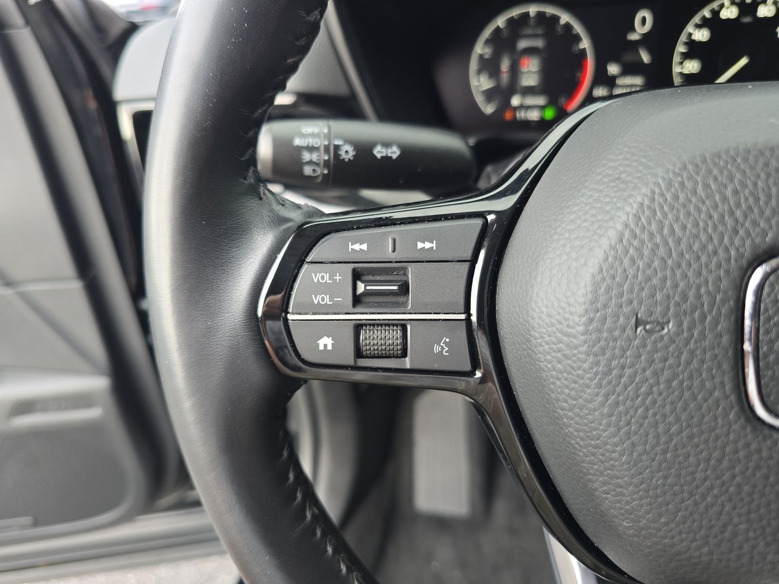 2025 Honda CR-V EX-L - Photo 23