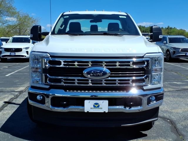 New 2026 Oxford White Ford F-350® XL image 2