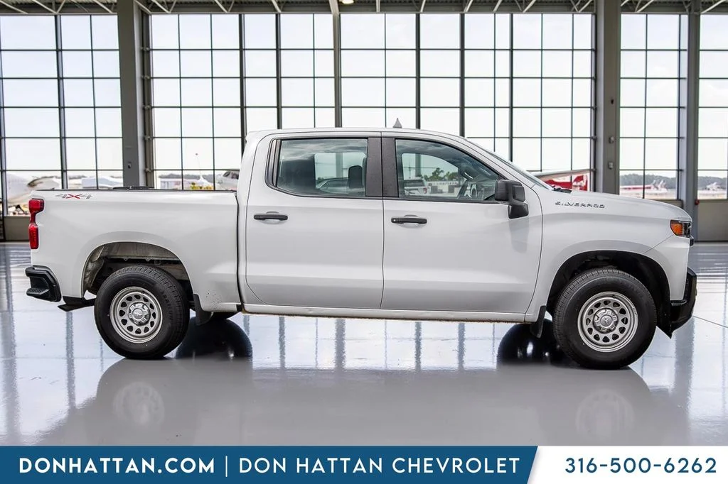 Used 2019 White Chevrolet WT image 29