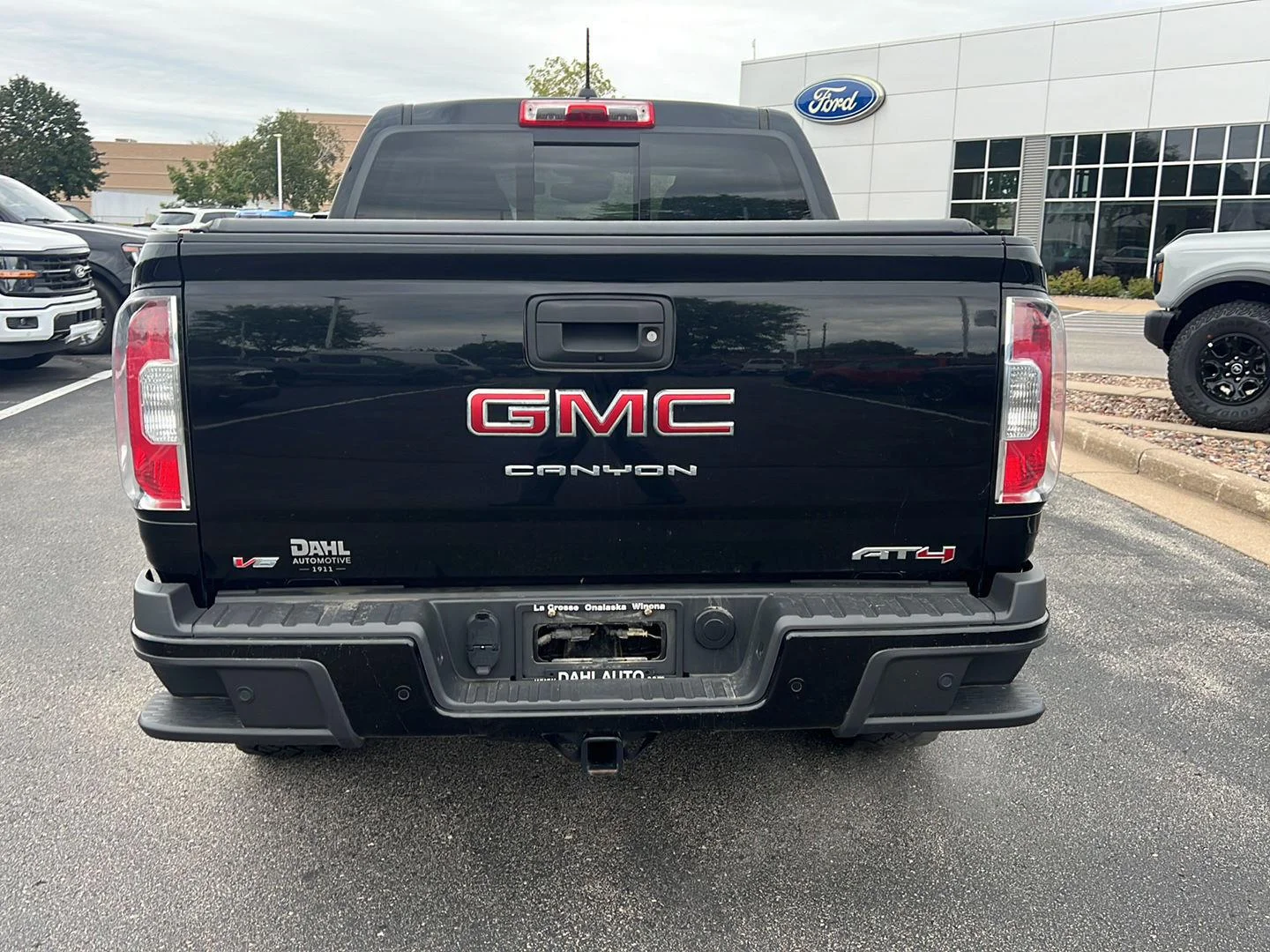 Used 2021 Onyx Black GMC 4WD AT4 w/Cloth image 7