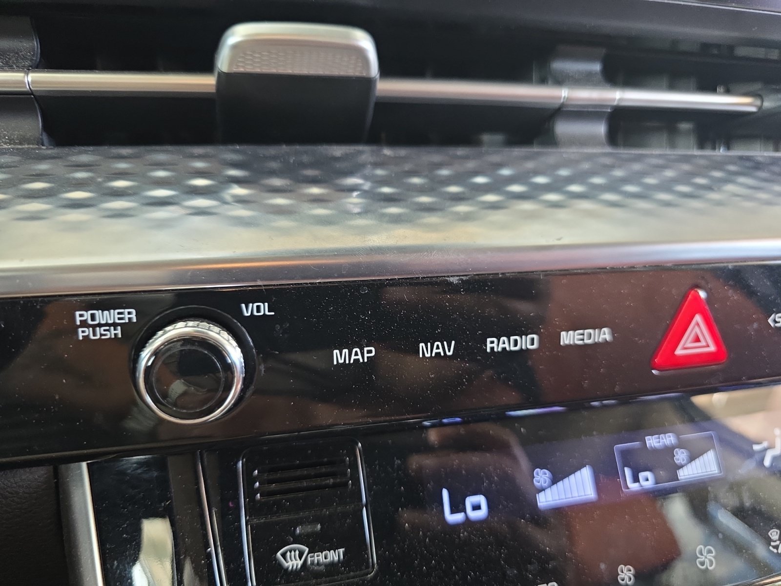 Certified Used 2024 Snow White Pearl Kia SX Prestige image 15