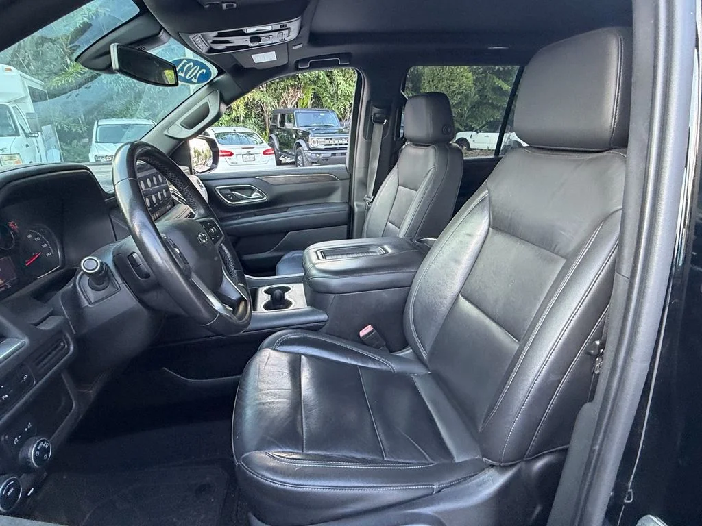 Used 2021 Black Chevrolet Z71 image 9