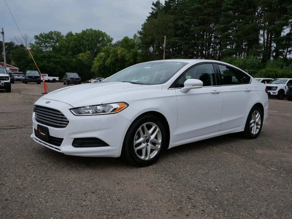 Used 2016 Ford Fusion SE with VIN 3FA6P0H74GR268315 for sale in White Bear Lake, Minnesota