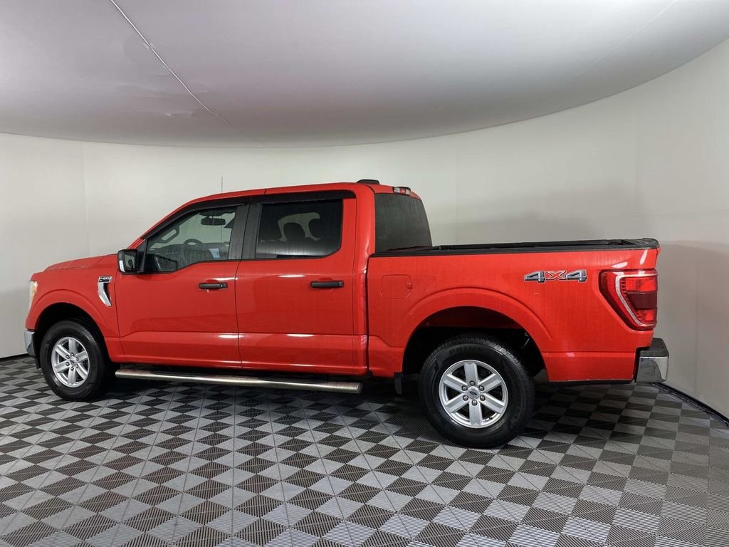 Used 2021 Red Ford XLT image 5