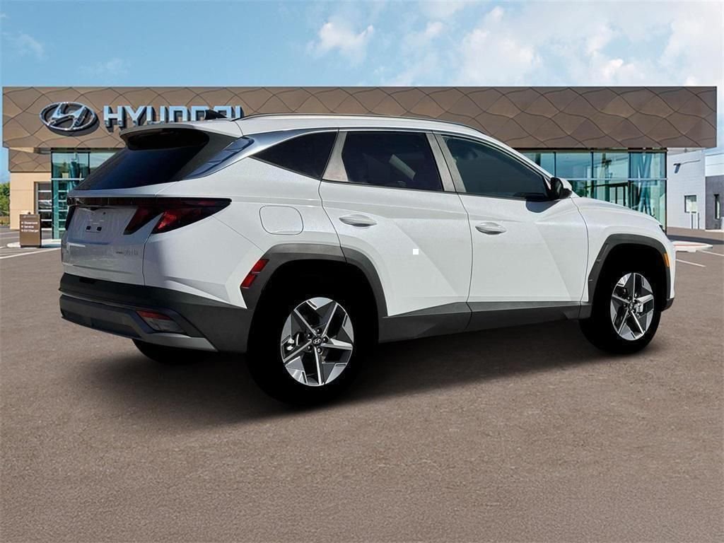 New 2026 White Hyundai SEL image 8