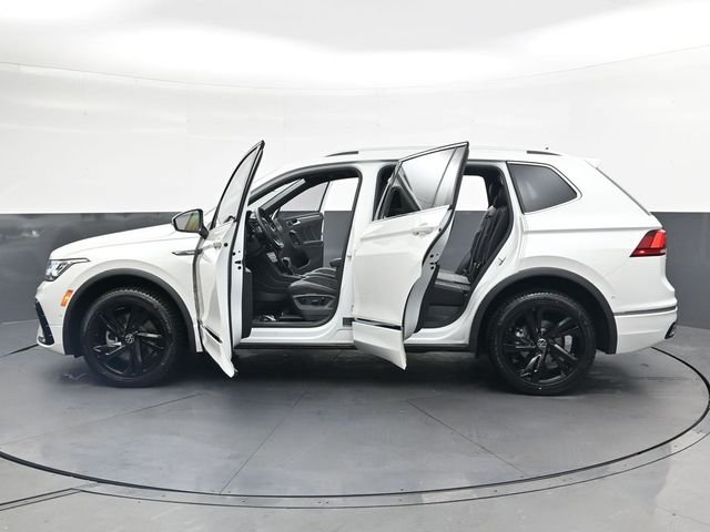Used 2023 White Volkswagen 2.0T SEL R-Line image 38