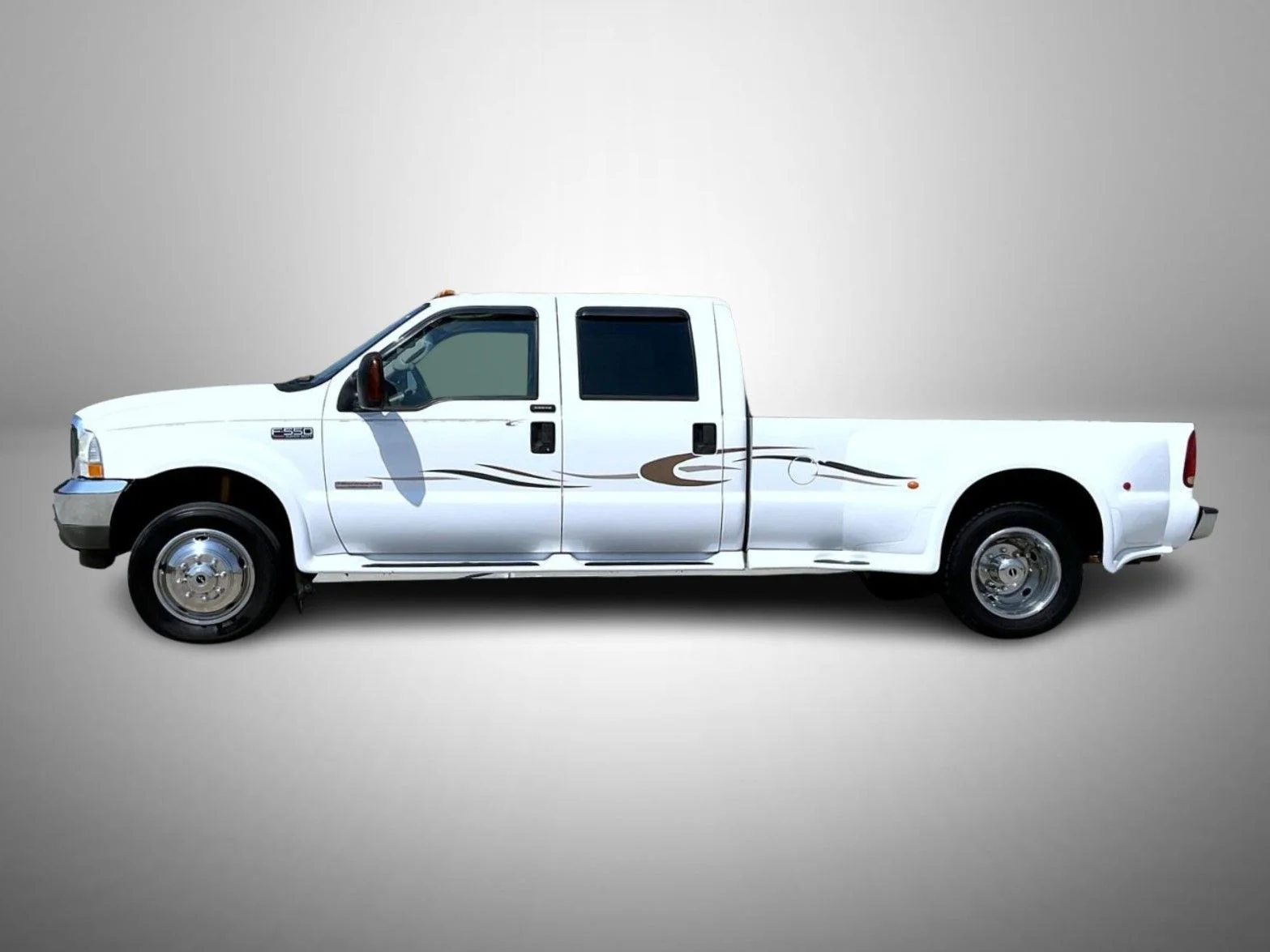 Used 2004 White Ford Lariat image 8