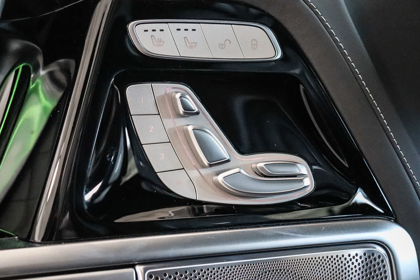 New 2027 MANUFAKTUR Night Black Magno Mercedes-Benz AMG® G 63 image 25