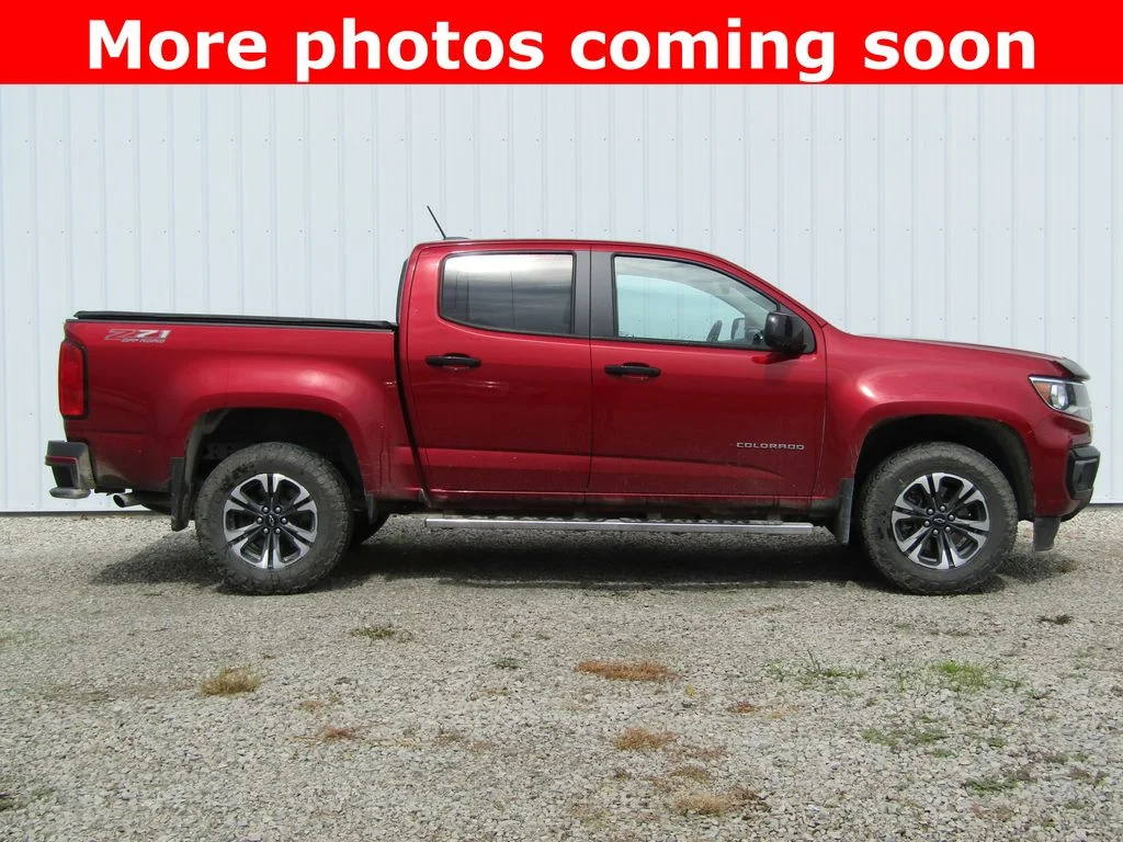 Used 2021 Red Chevrolet Z71 image 2