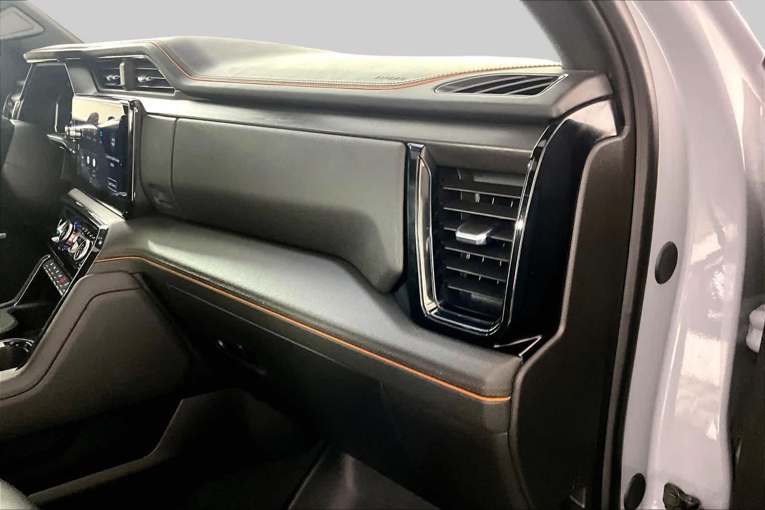 Used 2025 Thunderstorm Gray GMC AT4 image 18