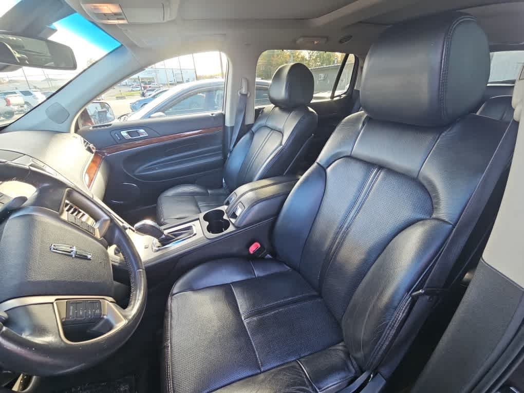 Used 2012  Lincoln w/EcoBoost image 4