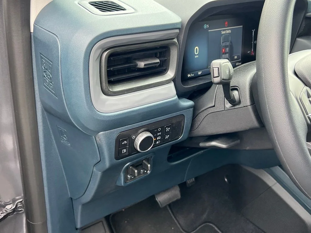 New 2026 Carbonized Gray Metallic Ford XLT image 15