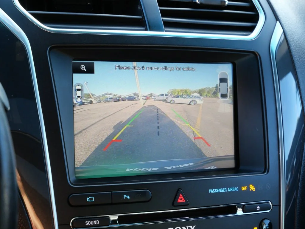Used 2016 Gray Ford Limited image 27