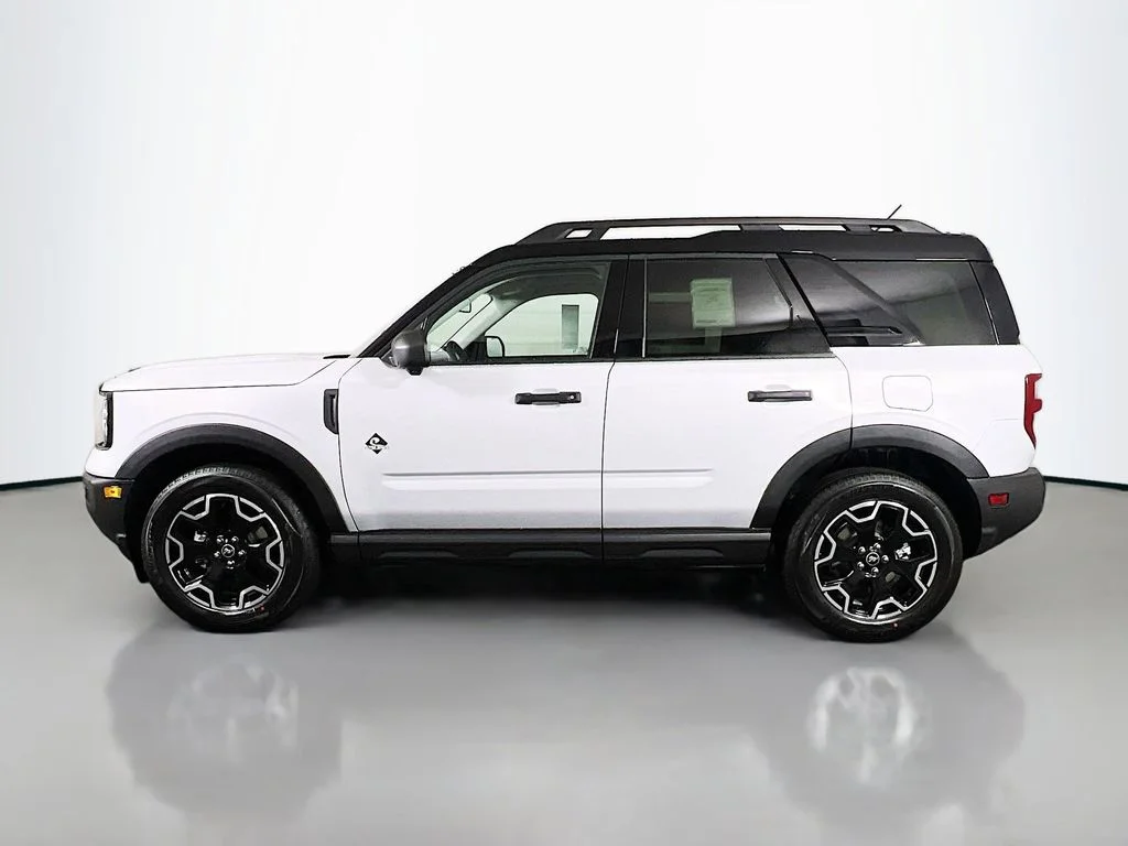 New 2026 Space White Metallic Ford Outer Banks image 6