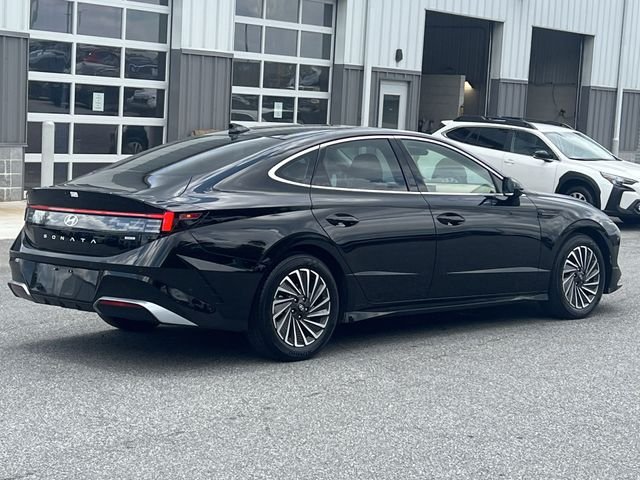 Certified Used 2025 Black Hyundai Limited image 13