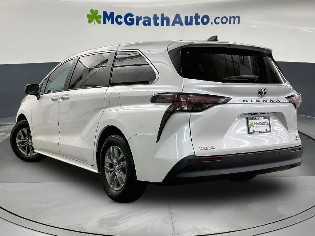 Used 2024 Beige Toyota XLE image 3