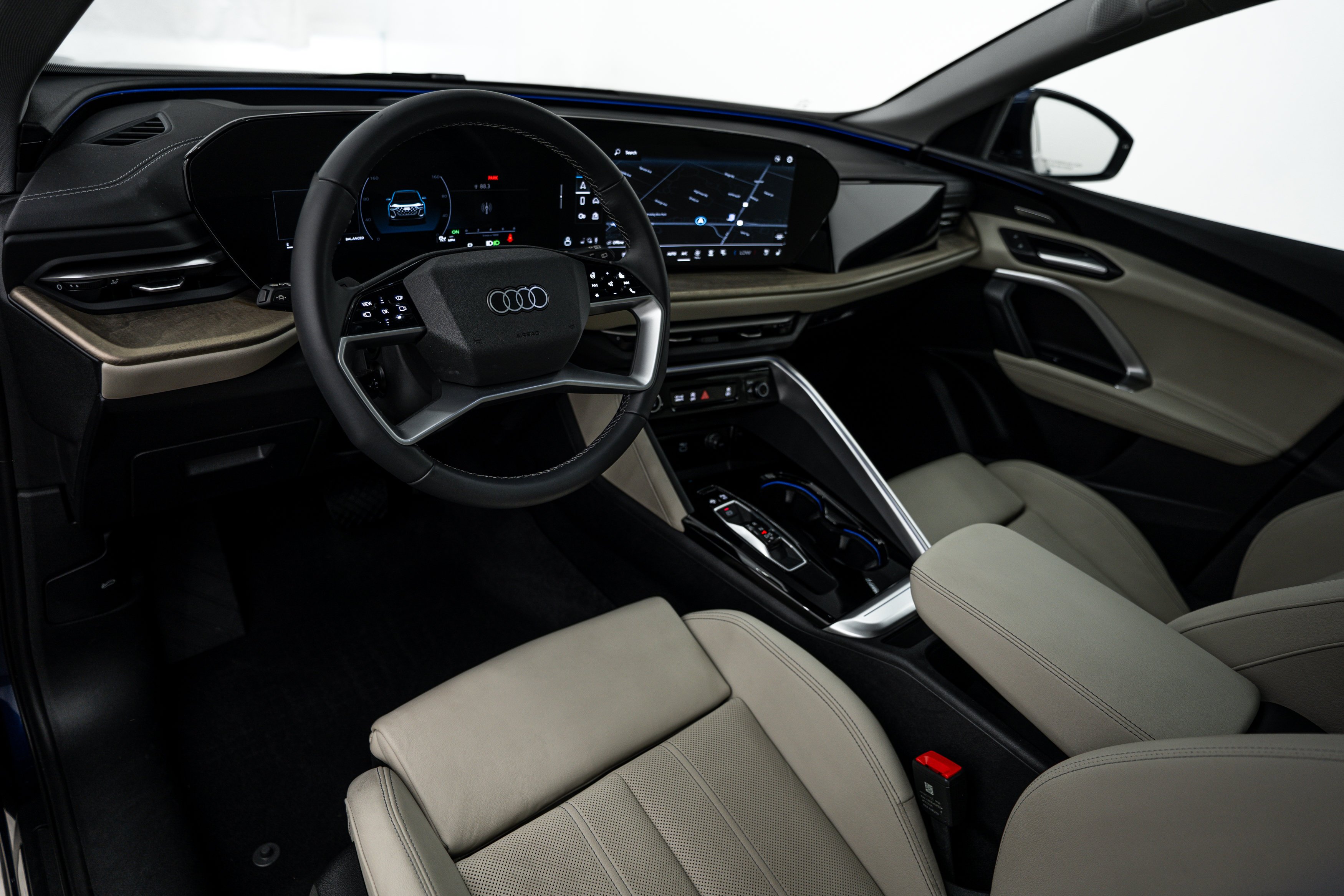 Used 2025 Navarra Blue Metallic Audi Premium Plus image 10