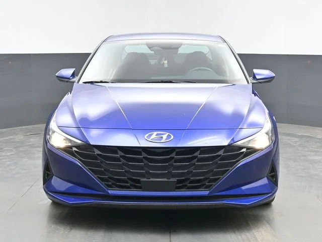 Used 2023 Blue Hyundai SEL image 2