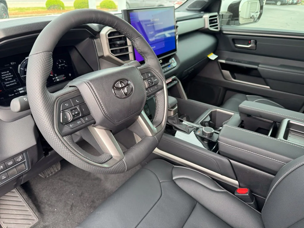 2026 Toyota Tundra Limited - Photo 14