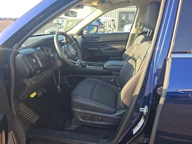 Used 2025 Blue Nissan SV image 6