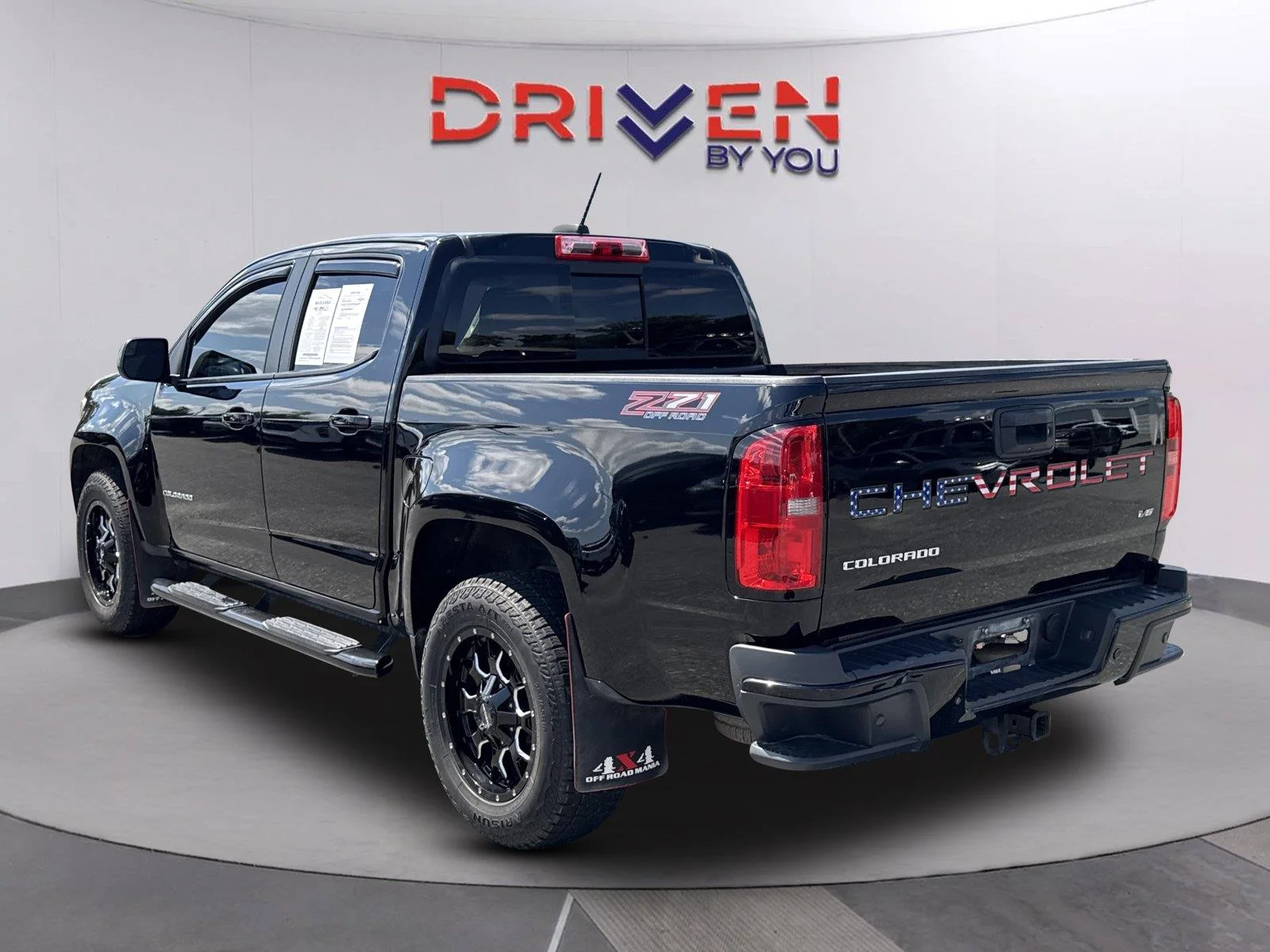 Used 2021 BLACK Chevrolet 4WD Z71 image 6