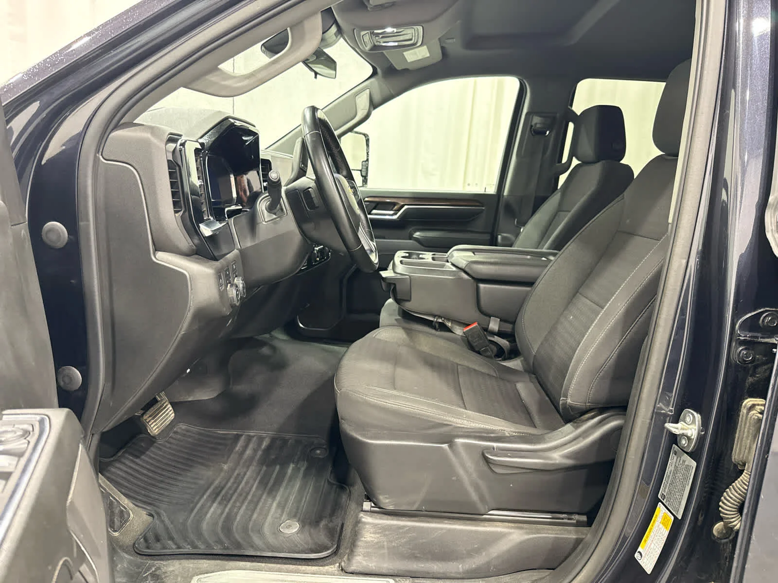Used 2024 Dark Ash Metallic Chevrolet LT image 11
