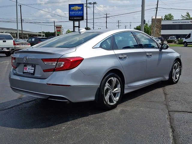 Used 2018 Gray Honda EX-L image 7