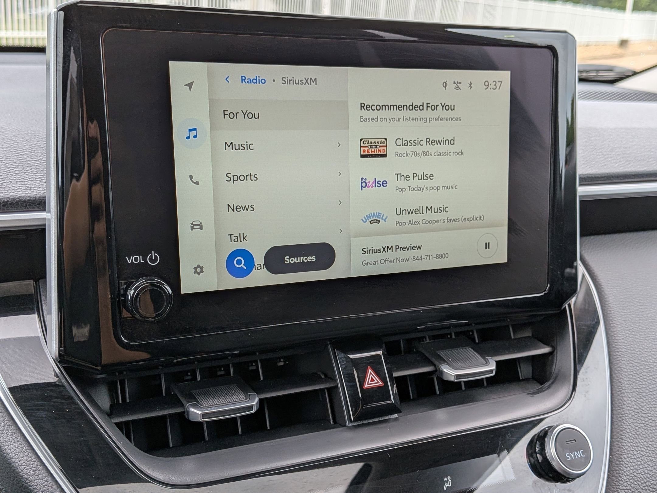 Used 2024 Cypress Toyota XLE AWD image 17