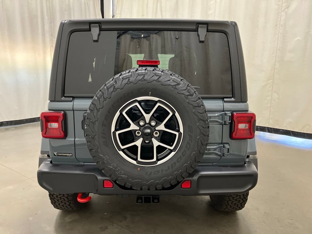 New 2026 Anvil Clear-Coat Exterior Paint Jeep Rubicon image 27