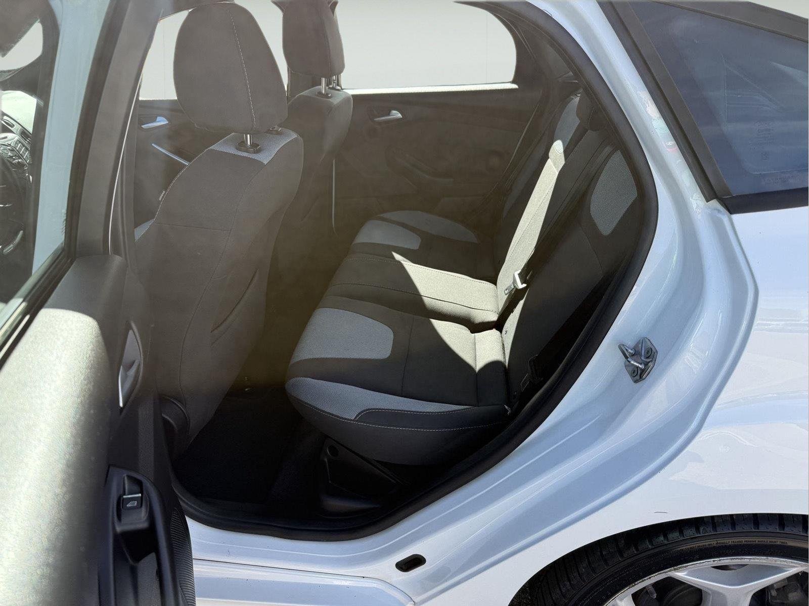 Used 2014 Oxford White Ford ST image 11