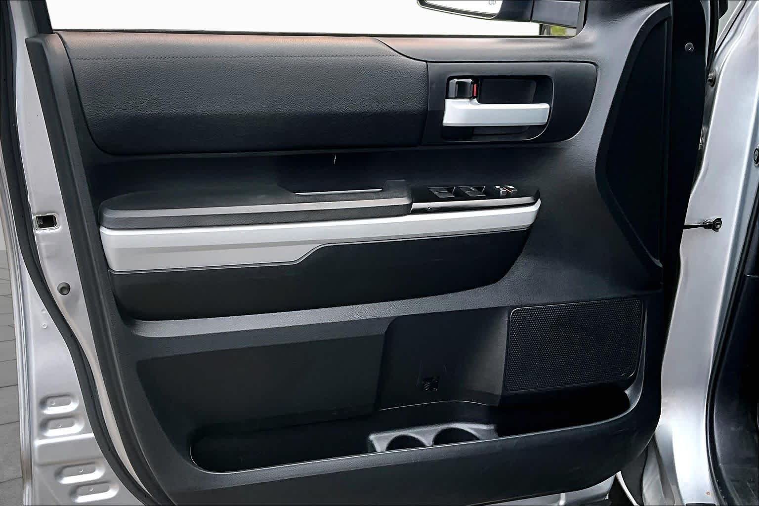 Used 2019 Silver Sky Metallic Toyota SR5 image 39