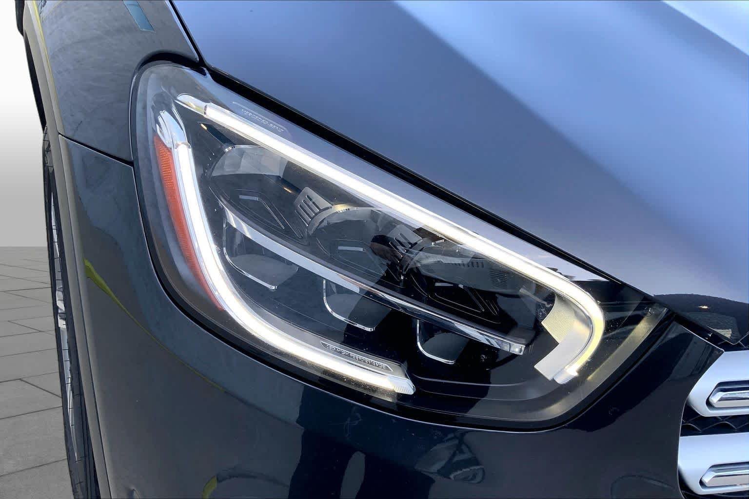 2022 Mercedes-Benz GLC GLC300 - Photo 24