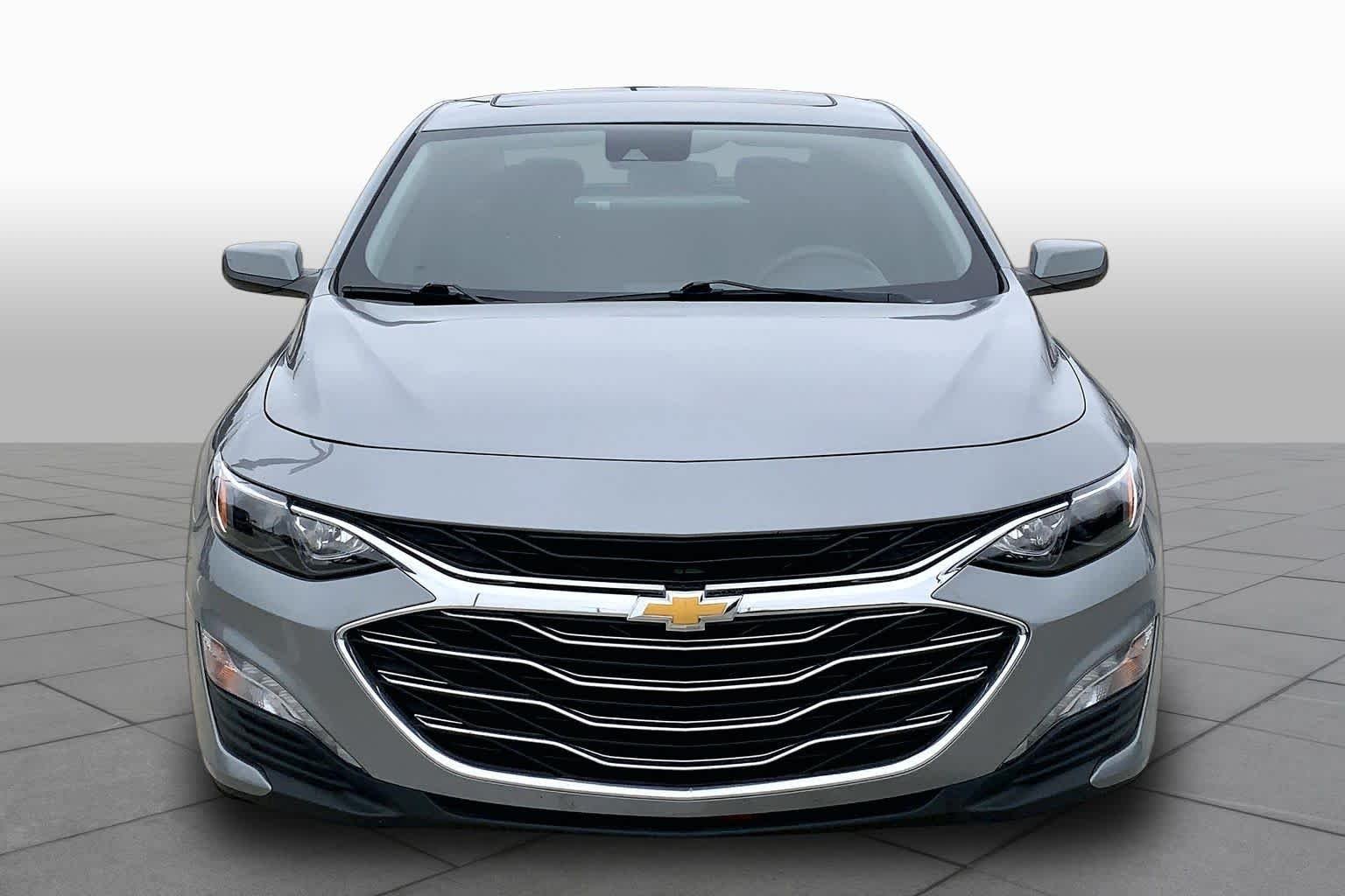 Used 2024 Sterling Gray Metallic Chevrolet LT image 4