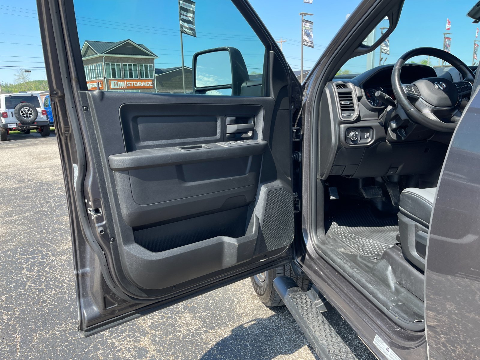 Used 2025 Gray Ram Tradesman image 11