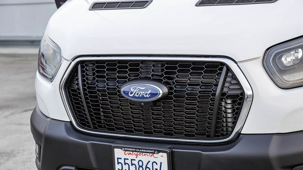 Used 2024 Oxford White Ford Base image 6