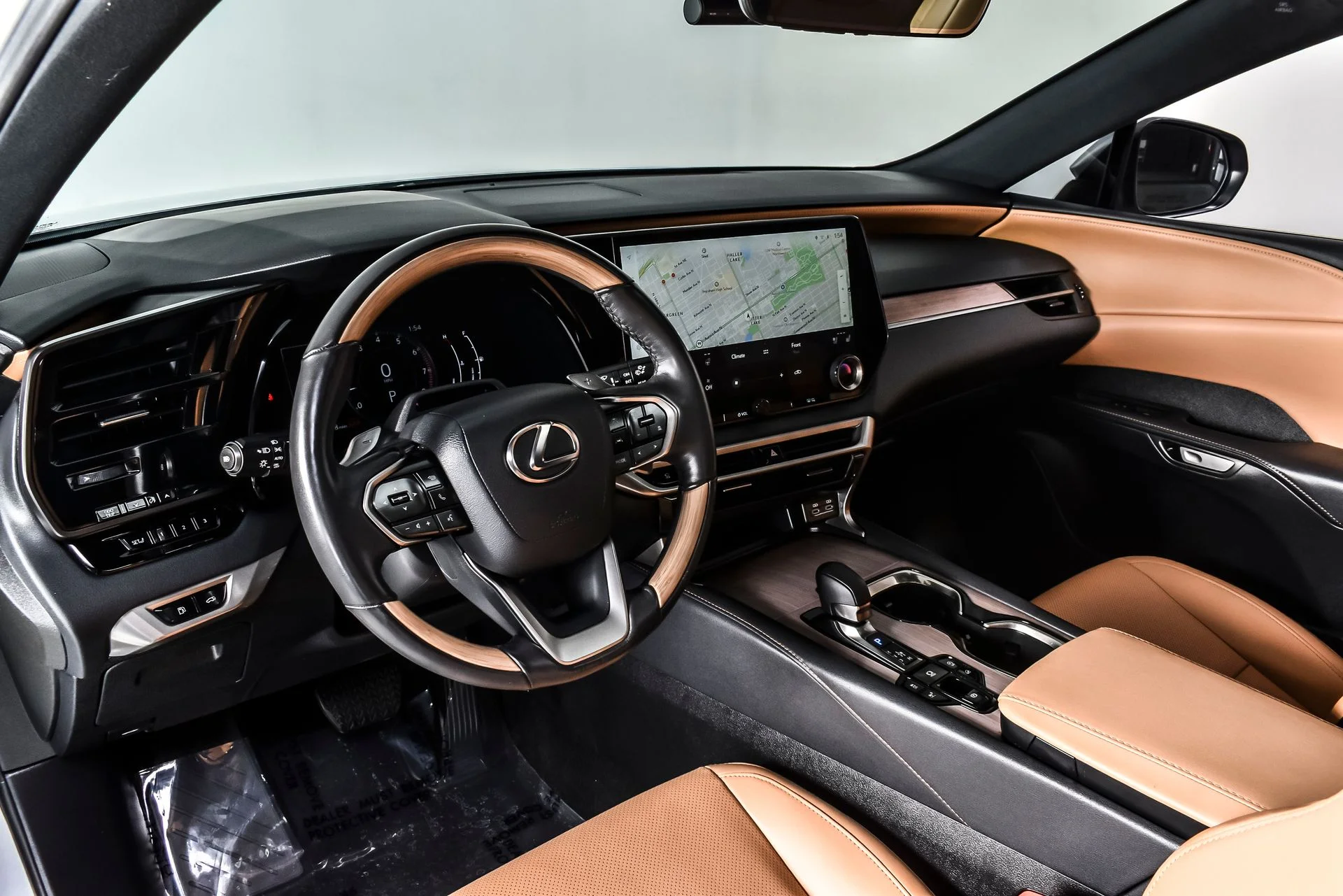 Used 2024 Iridium Lexus 350 Premium image 17