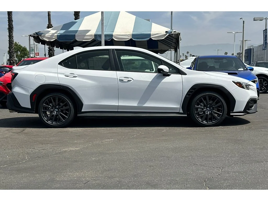 New 2026 CERAMIC WHITE Subaru Base image 2
