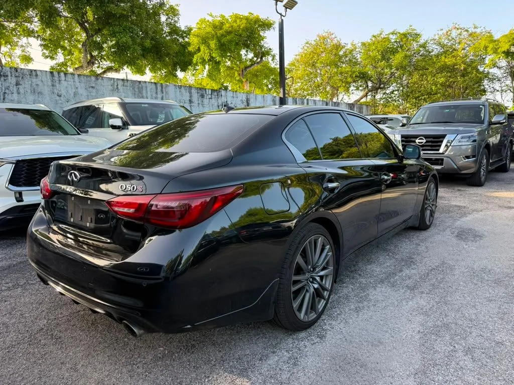 Used 2023 Black INFINITI Red Sport 400 image 2