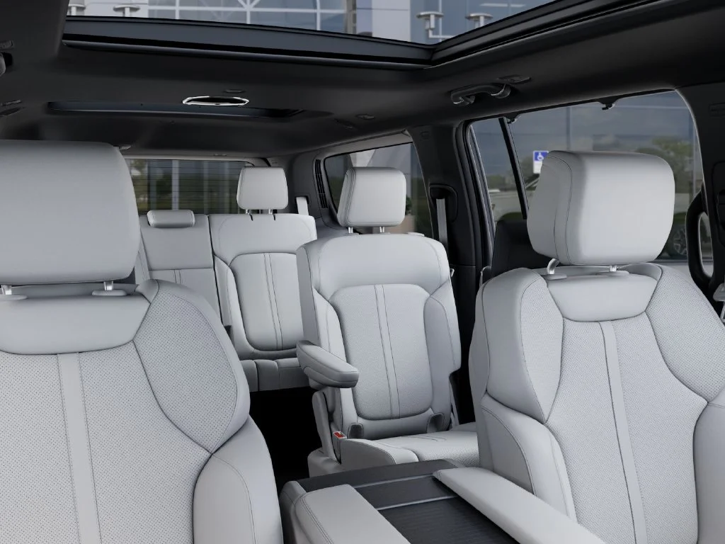 New 2026 High Gloss Black Exterior Paint Jeep Limited Reserve image 26