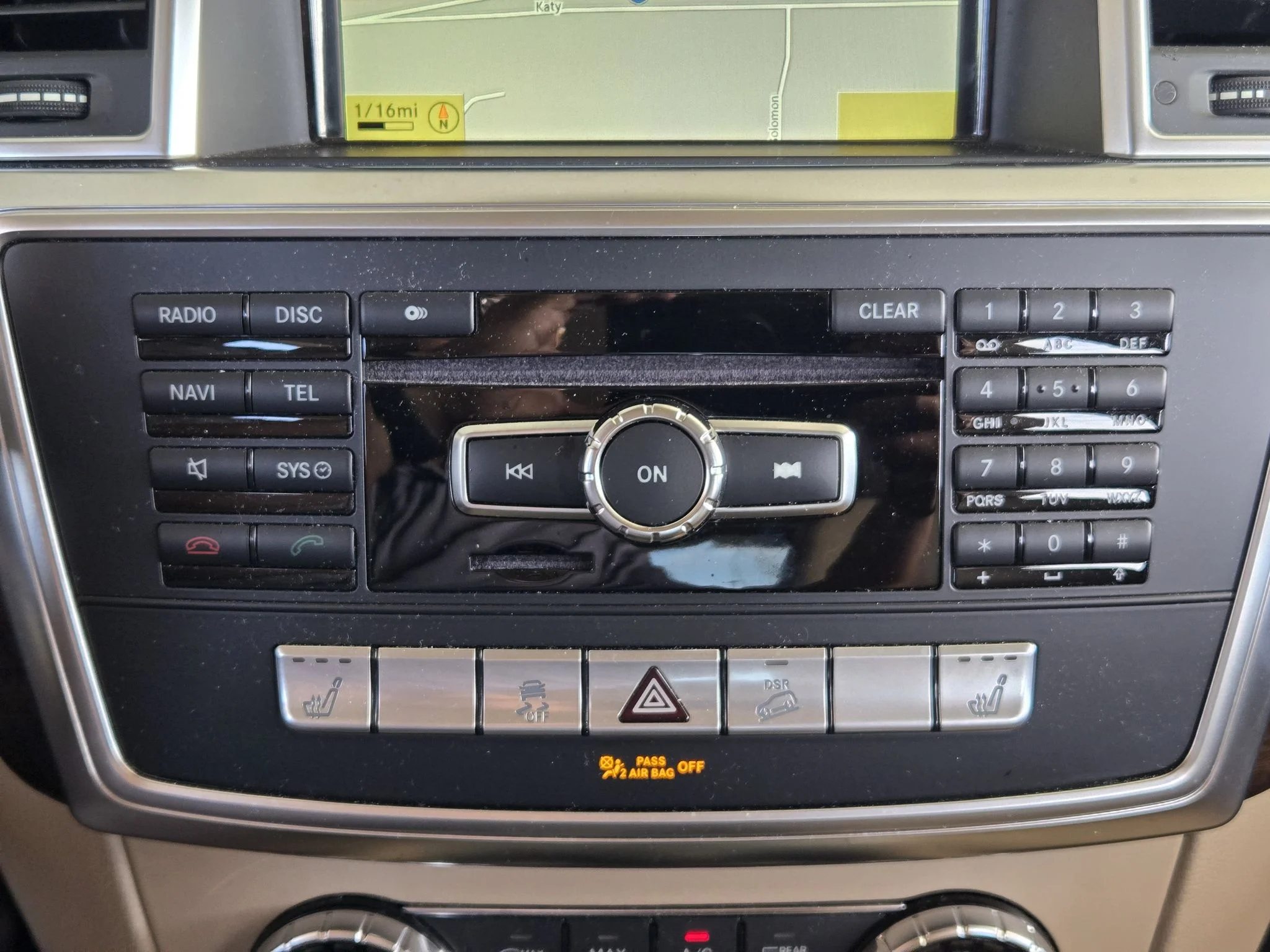 Used 2012 Palladium Silver Metallic Mercedes-Benz ML350 BlueTEC® image 18