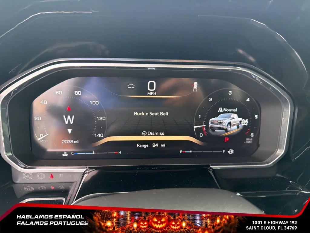 New 2026 Summit White GMC Elevation image 9