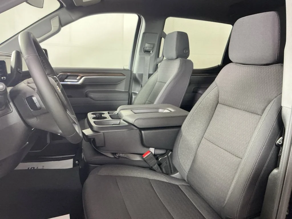 New 2026 Black Chevrolet LT image 4