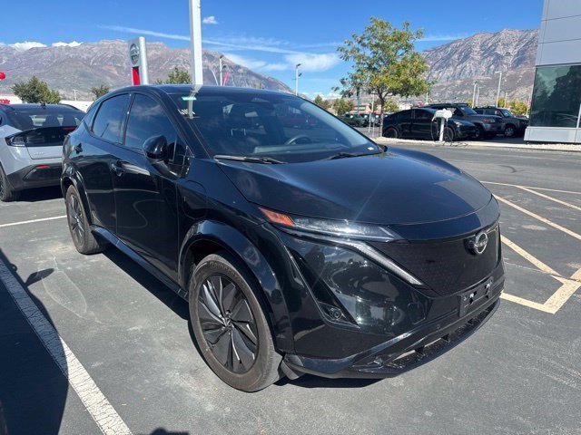 Used 2024 Black Diamond Pearl Nissan ENGAGE image 2