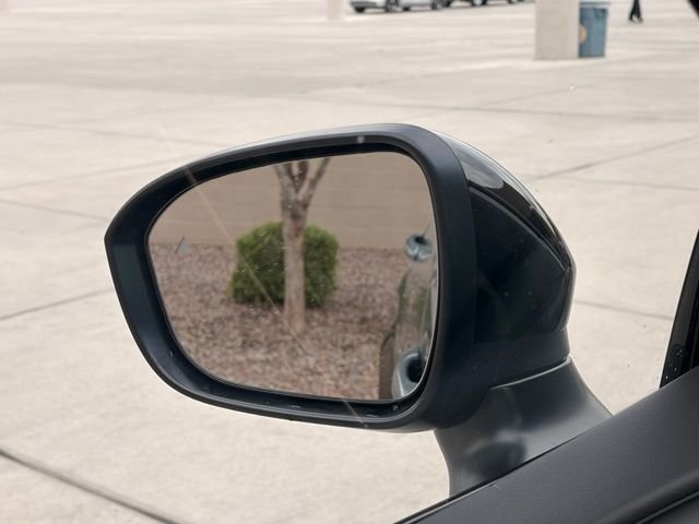 Used 2024 Diamond Pearl Nissan ENGAGE image 22