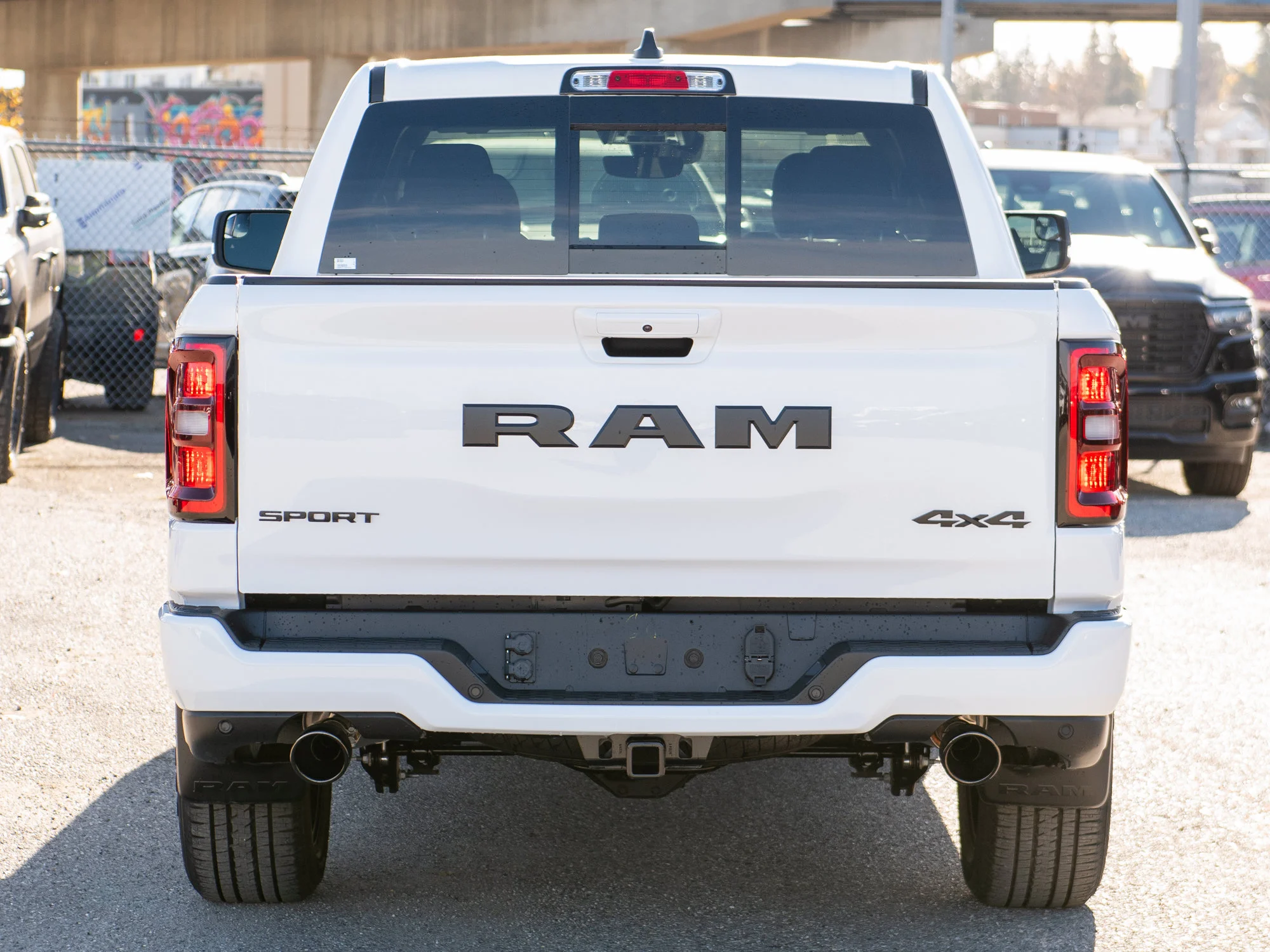 New 2026 White RAM Sport* Crew Cab 4x4, HEMI V8 image 4