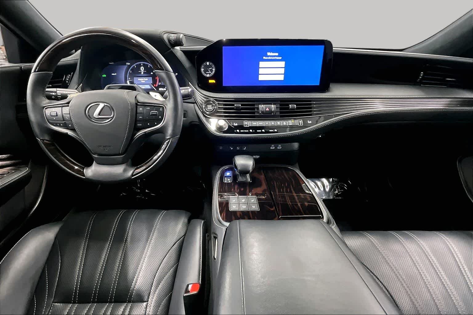 Used 2024 Eminent White Pearl Lexus  image 17