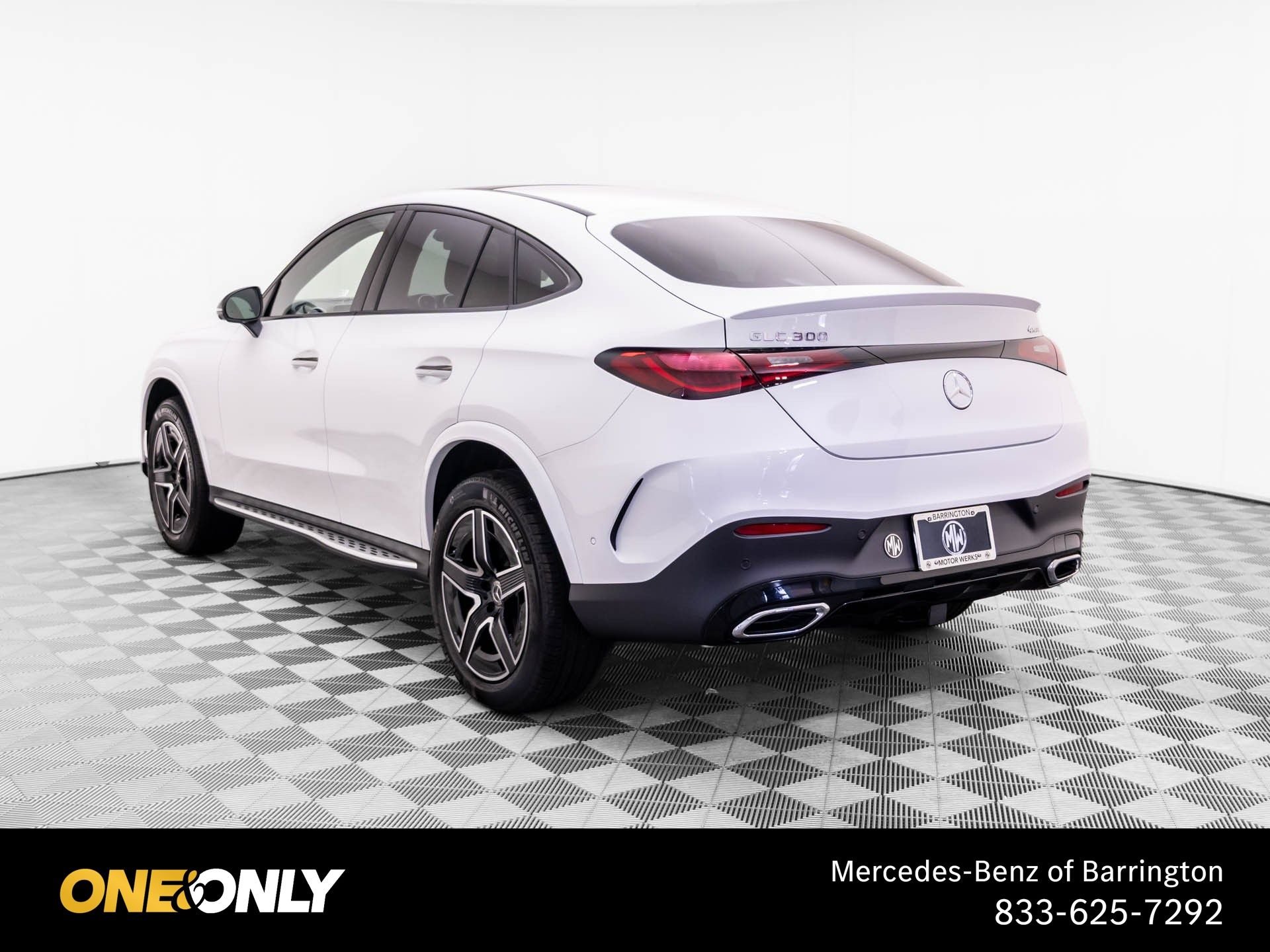 New 2027 MANUFAKTUR Moonlight White Metallic Mercedes-Benz GLC 300 Coupe image 3